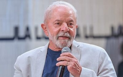 Lula adia viagem à China por orientações médicas